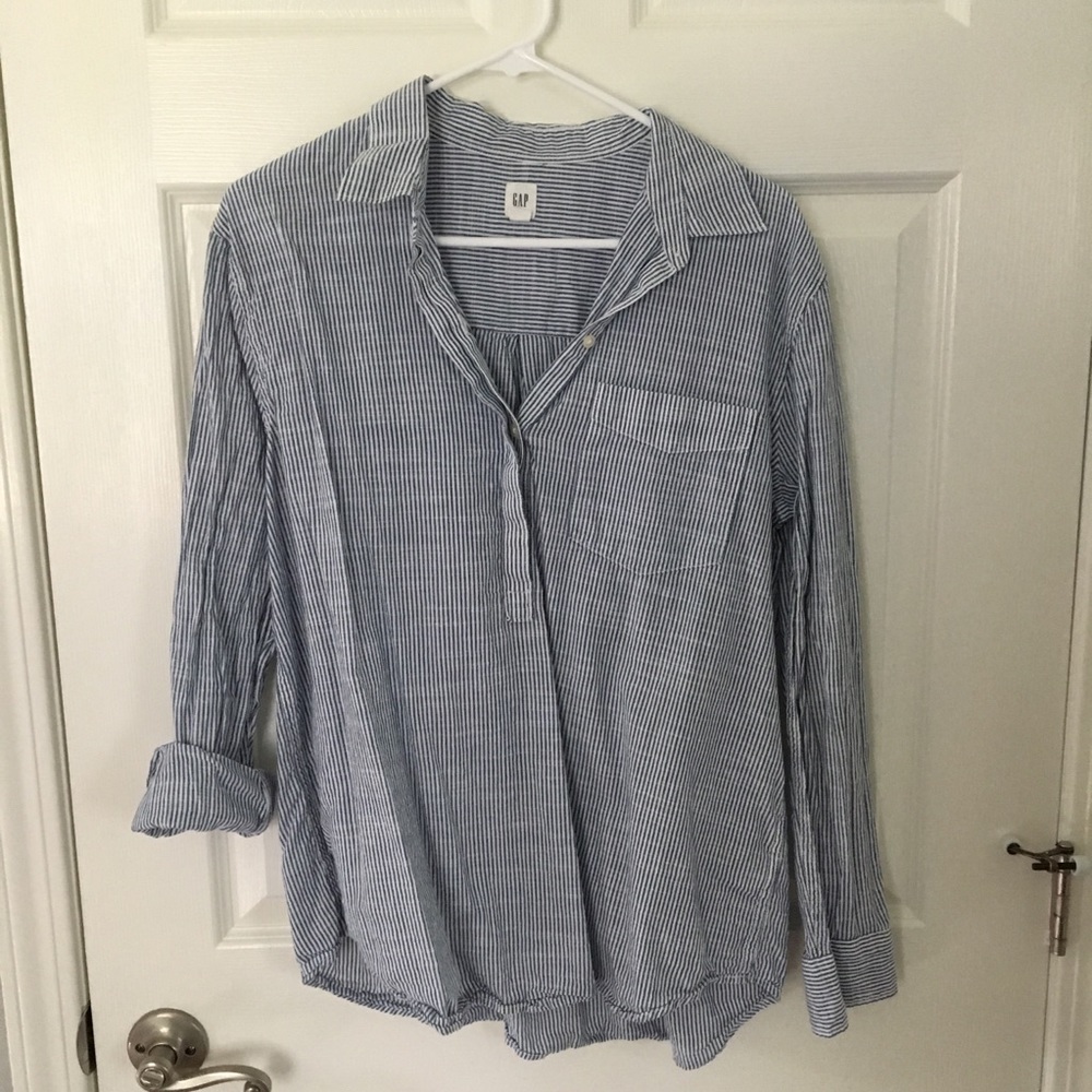 Cute blue and white striped button down top